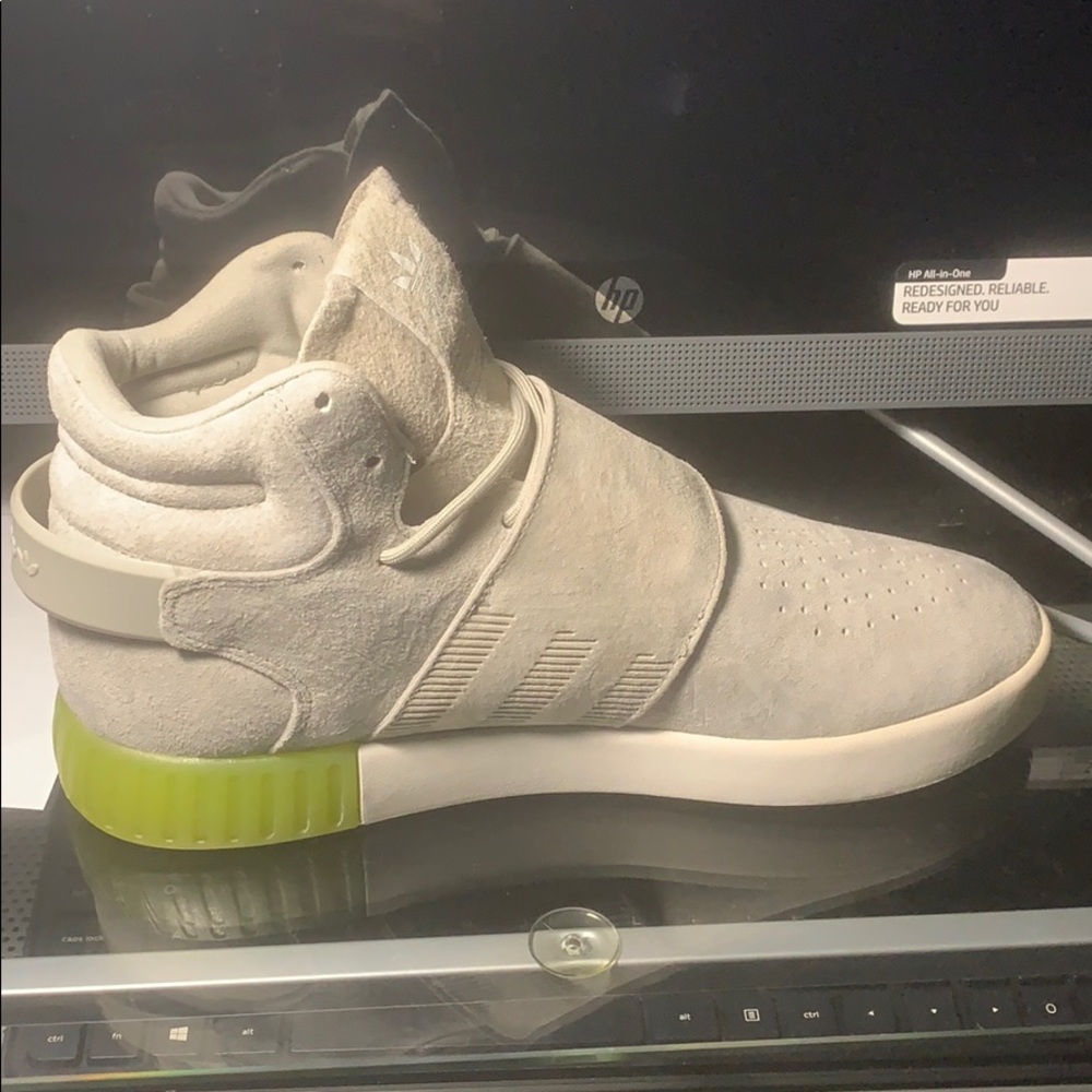 Adidas Tubular Invader Strap